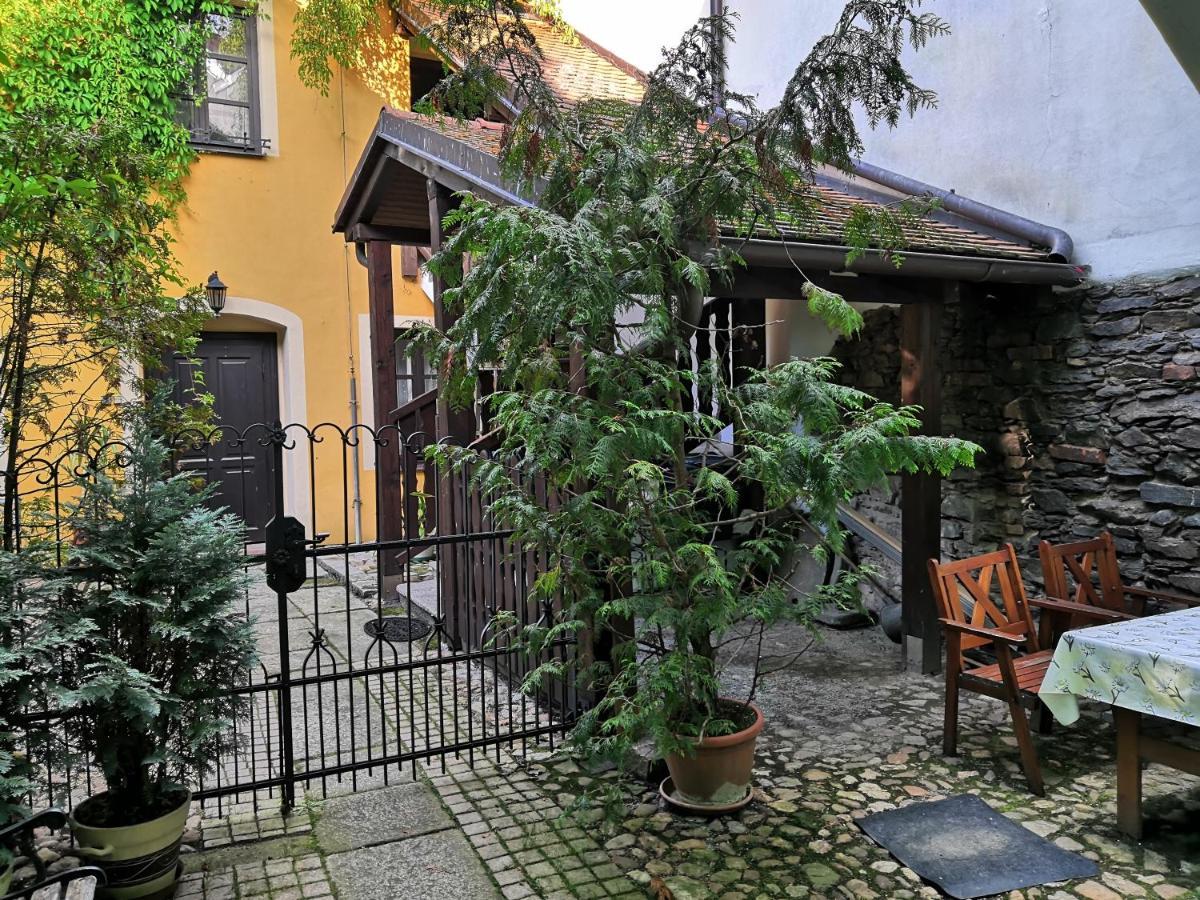 V Centru Apartment *